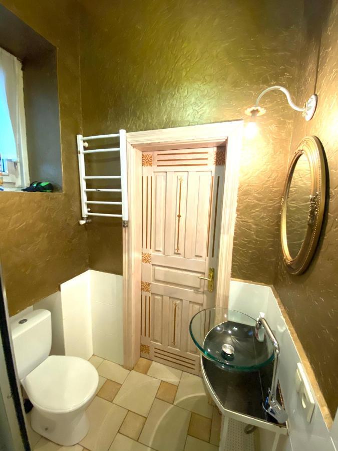 Квартира В Центрі На Вулиці Валова 21 Leopoli Esterno foto